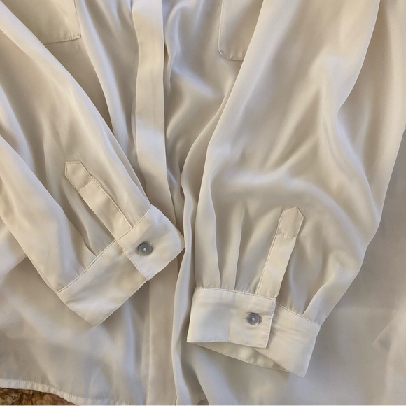 Chico’s Ivory Cream Blouse Button Front Pocket - Picture 3 of 10